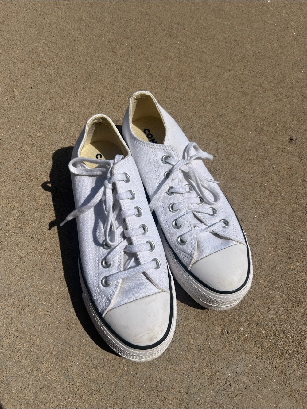 Converse White Low-Top Canvas Sneakers - Size US 7